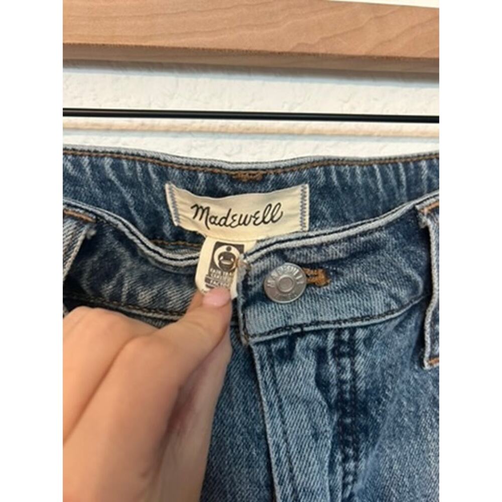 Madewell The Curvy Perfect Vintage Jean in Heathcote Wash - Picture 4 of 7